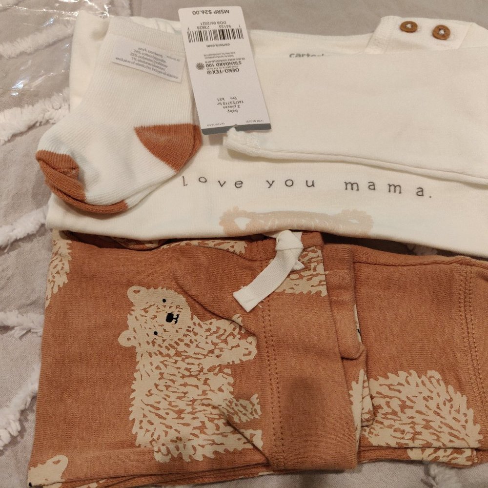 Carter's NWT 3 piece Momma Bear 9 month